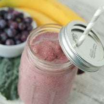 Blueberry Kale Smoothie - get your greens in! This smoothie is so good!