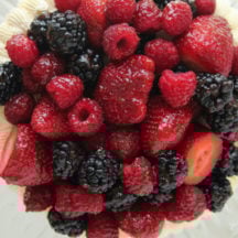 Berry Topped Cake - so easy to decorate with stunning results.