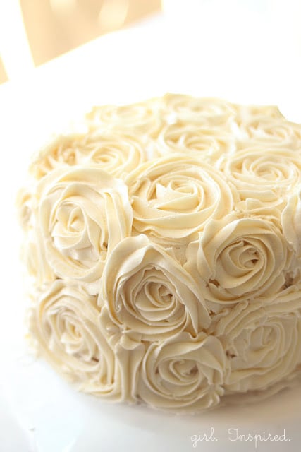 How to Make a Swirled Rose Cake!
