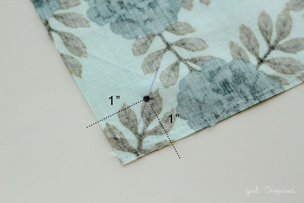 How to Sew Dinner Napkins - girl. Inspired.