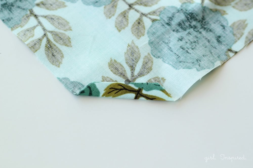 How to Sew Dinner Napkins - girl. Inspired.