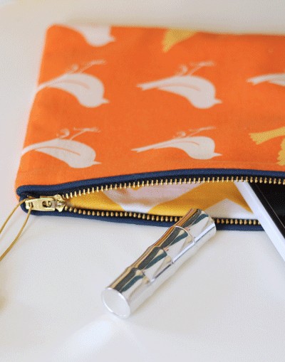 Easy to Sew Zippered Clutch