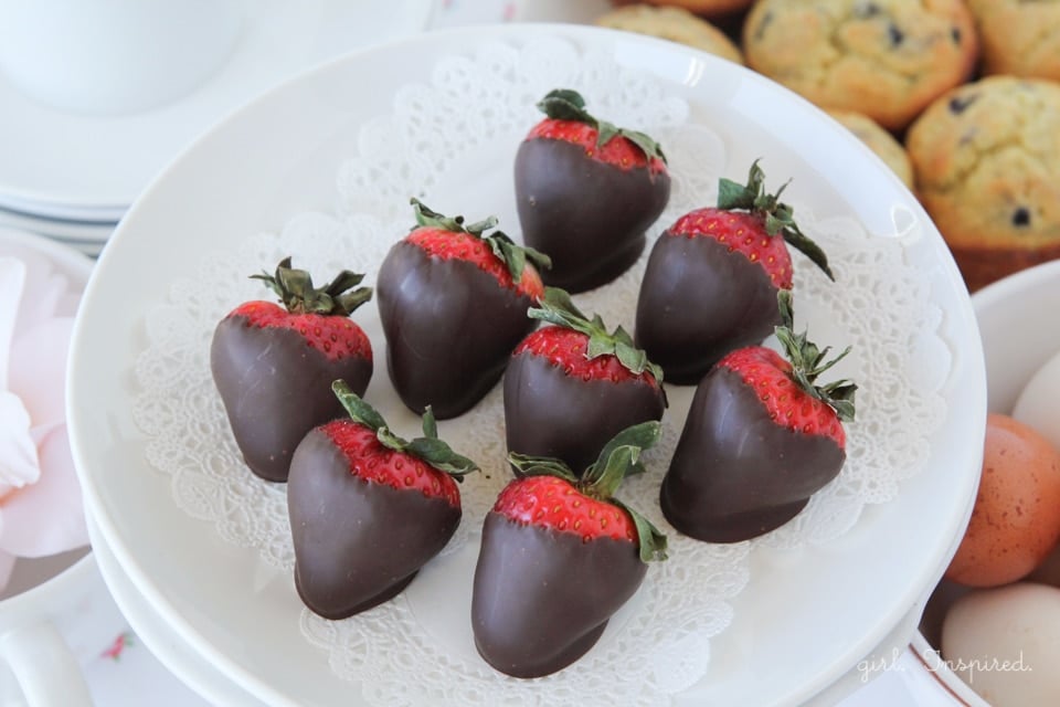 How to make real Chocolate Dipped Strawberries