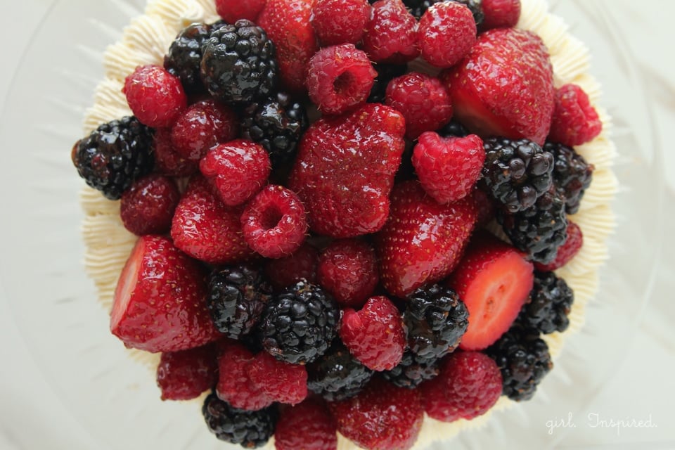 Berry Topped Cake - so easy to decorate with stunning results.