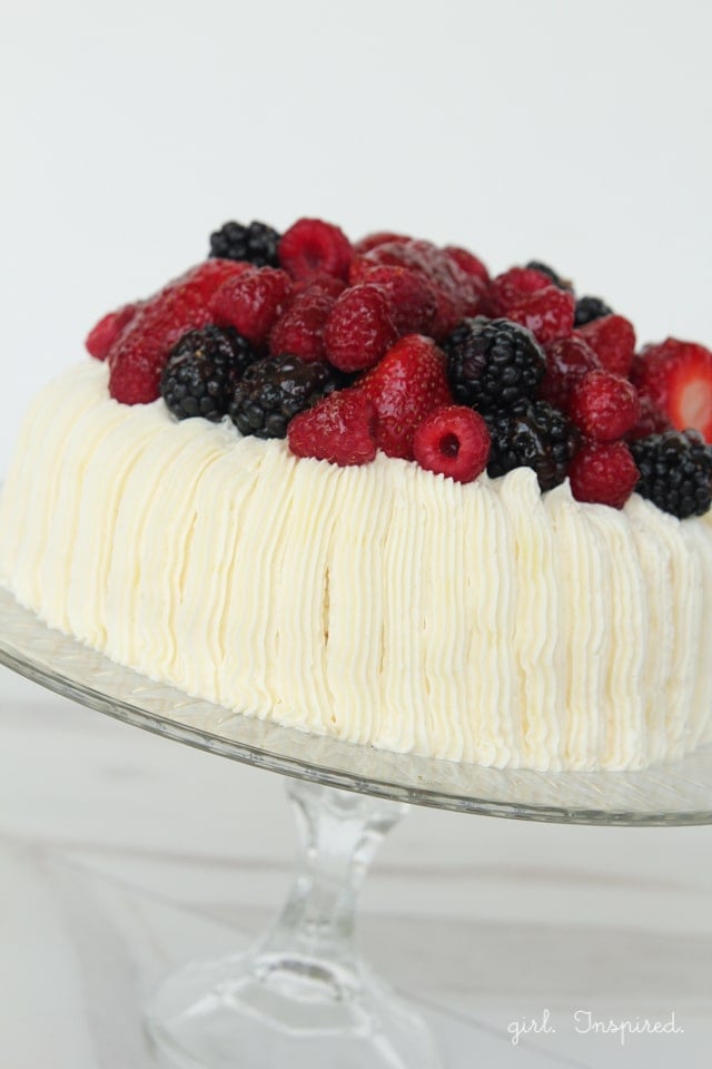 Berry Topped Cake - so easy to decorate with stunning results.