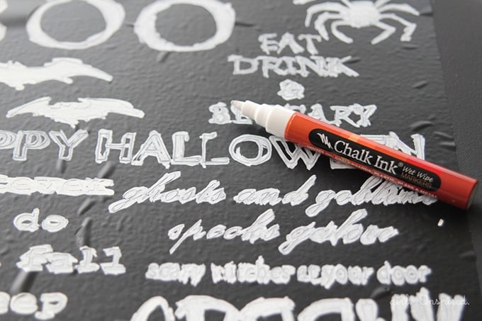 Halloween Chalkboard Sign + free image/printable