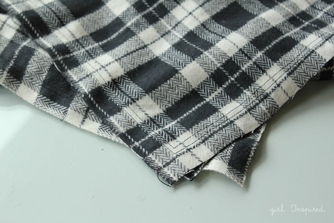 Make a cozy Flannel Fringe Blanket - so simple, you could even make this no-sew!