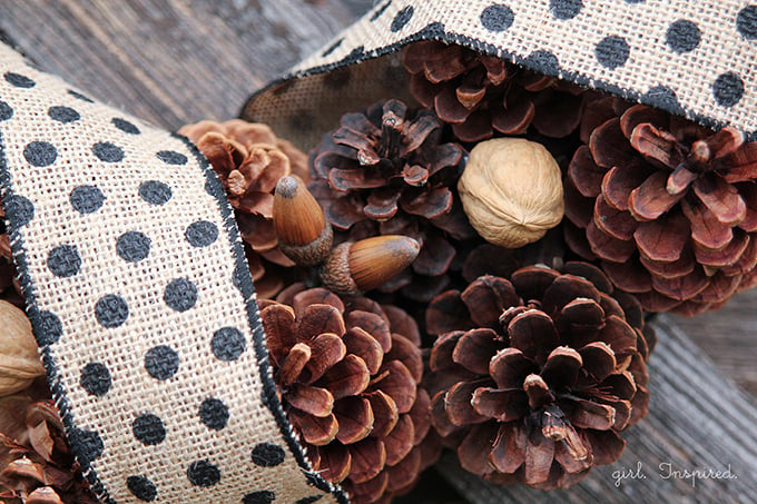 Rustic Pinecone Wreath - perfect DIY for winter decor