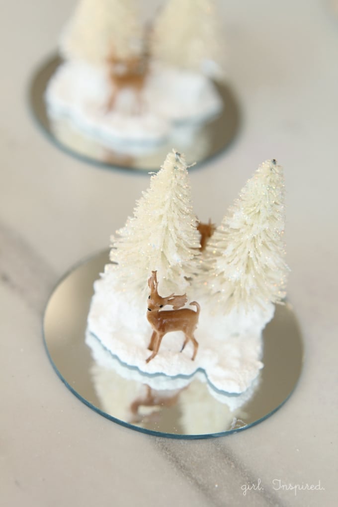 Snow Globe Ornaments - these are so pretty!