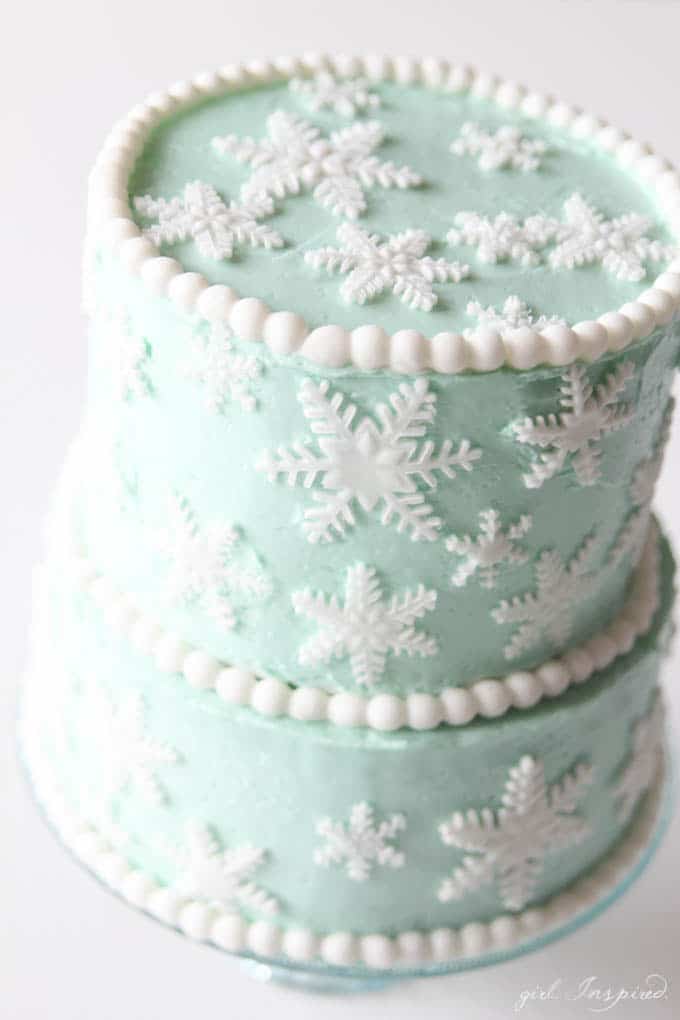 Frozen Inspired Snowflake Cake 