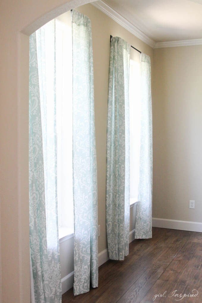 Simple Curtains Sewing Tutorial - an easy way to sew your own drapes!