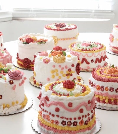 Cake Decorating Party - the perfect, unique party for tweens to have fun and express themselves!