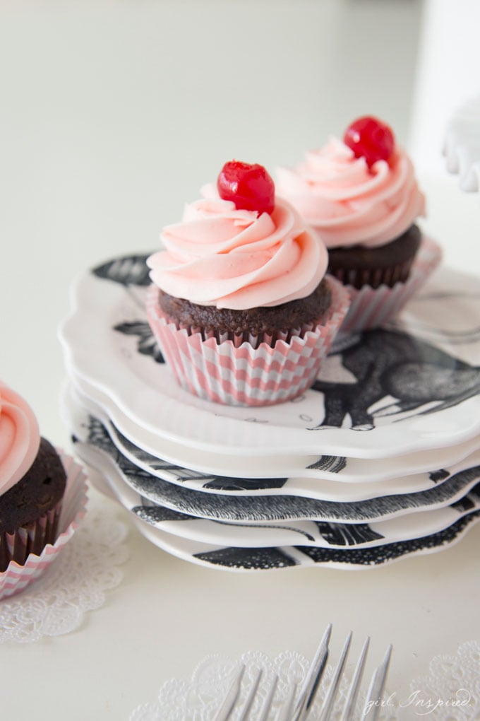 Cherry Buttercream Frosting - yum!! so easy and delicious!