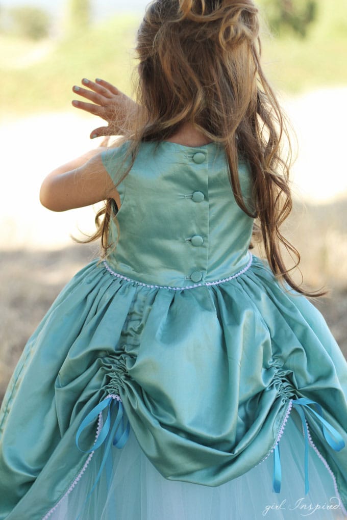 She will be the belle of the ball with this princess gown! Complete sewing pattern for the Petite Princess Dress - love!!!