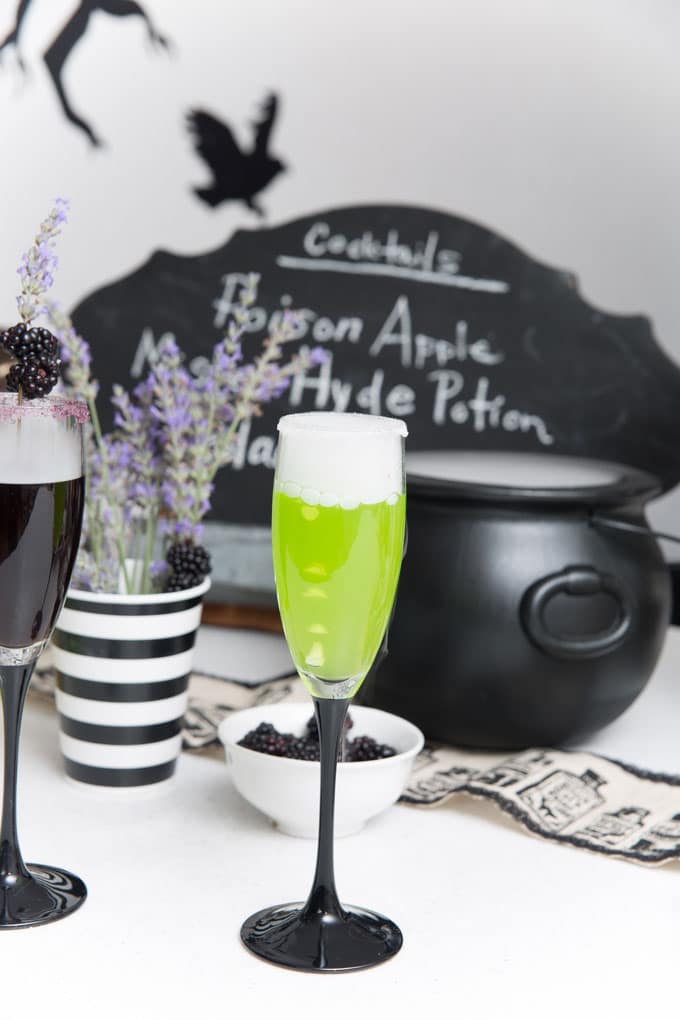 Throw a fantastic Halloween Murder Mystery Dinner party - from decorations and food to spooky cocktails - so many ideas here!