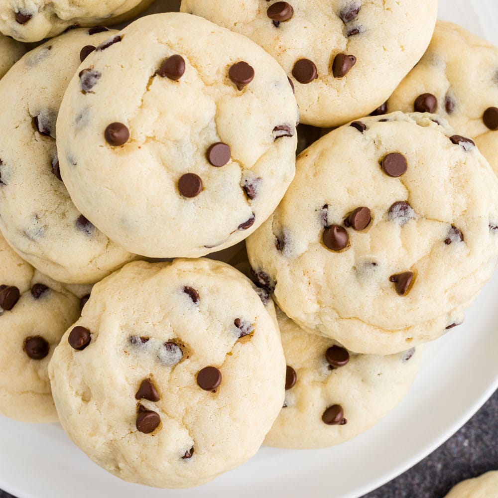 365 Days of Baking & More - Cream Cheese Chocolate Chip Cookies!!! RECIPE:   These chocolate chip cheesecake cookies are a  decadent combination of two of the most popular desserts. If you're