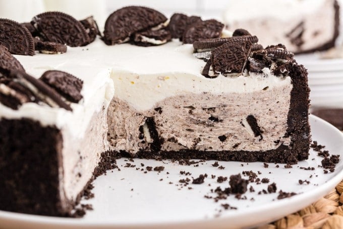 No Bake Oreo Cheesecake - girl. Inspired.