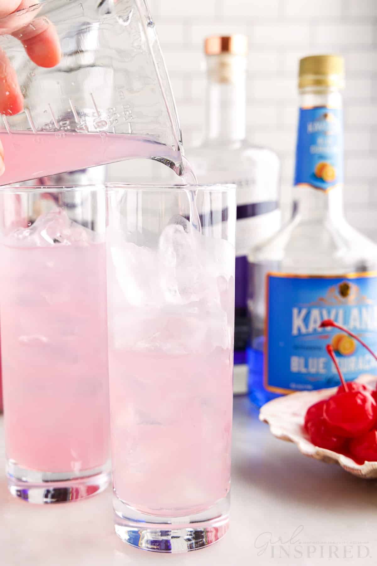 glasses with ice and pink lemonade