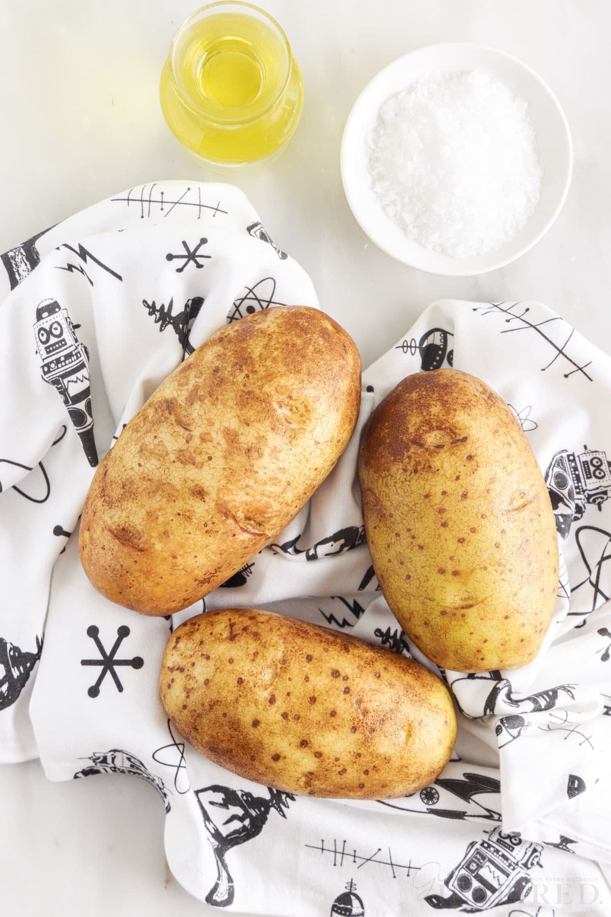 ingredients needed to make baked potatoes in air fryer