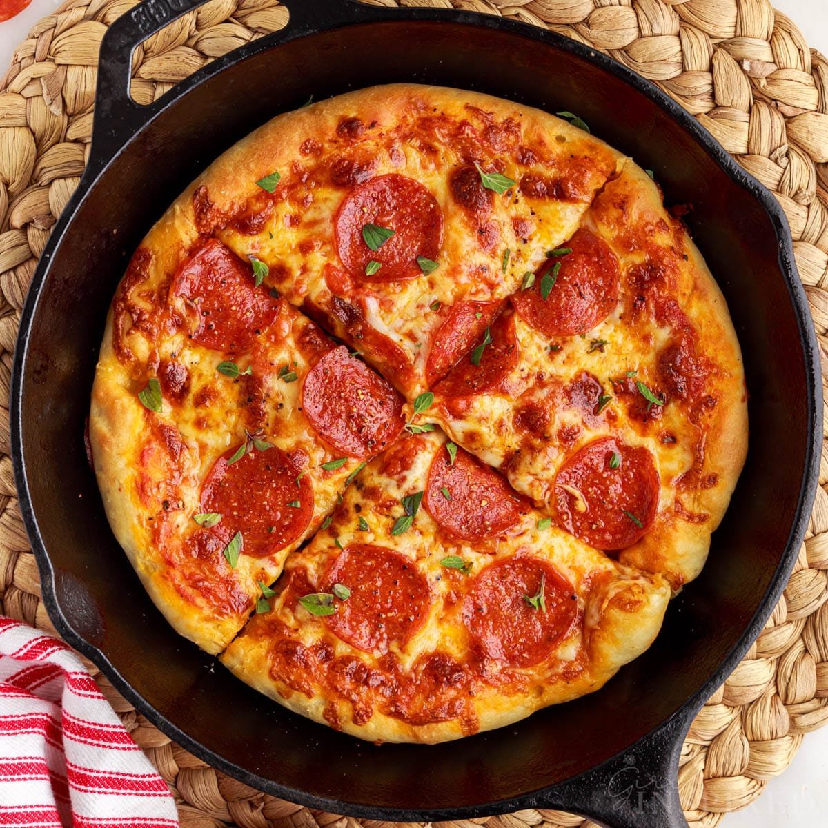 Cast Iron Pizza - Daily Appetite