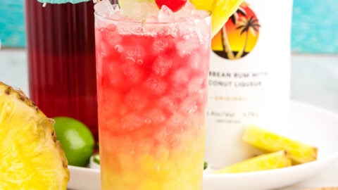 Island Breeze Cocktail  Alcohol drink recipes, Yummy alcoholic