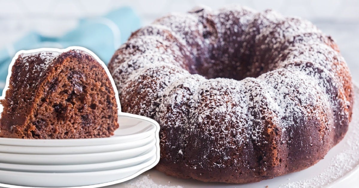 Rich Chocolate Kahlua Cake girl. Inspired.