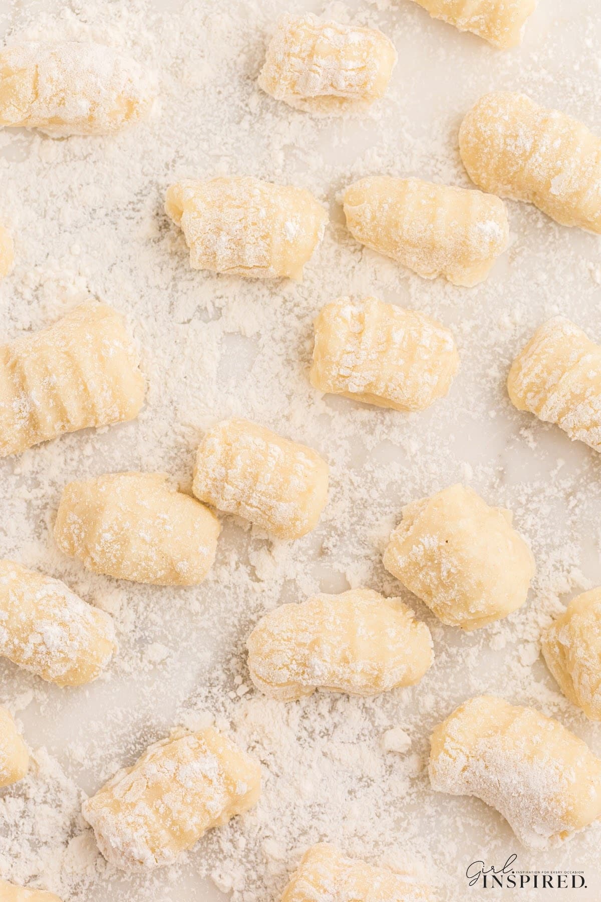 Floured potato gnocchi.