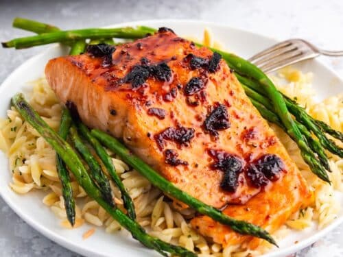 cherry-chipotle-glazed-salmon-